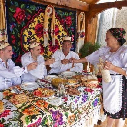 Pensiunea Vasilica Ceterasu Onceşti エクステリア 写真