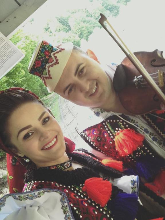 Pensiunea Vasilica Ceterasu Onceşti エクステリア 写真